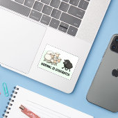 Zwart en Witte Schapen Sticker (Laptop met iPhone)