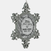 Zwart en zilver 25th Wedding Jubileum Ornament (Links)