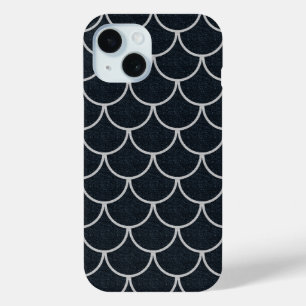 Zwart en Zilver Geschulpte Schaal Patroon iPhone 15 Case