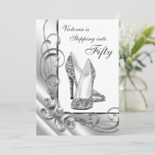 Zwart en Zilver Stepping In 50 Verjaardagsfeest Kaart (Staand voorkant)