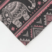 Zwart etnisch olifantenpatroon fleece deken (Hoek)