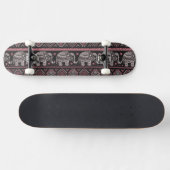 Zwart etnisch olifantenpatroon skateboard (Horizontaal)