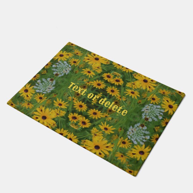 Zwart Eyed Susan Daisy Flower Art gepersonaliseerd Deurmat (Schuin)