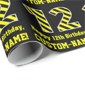 Zwart & geel gestreept "12"; 12e verjaardag + naam cadeaupapier (Rol Hoek)