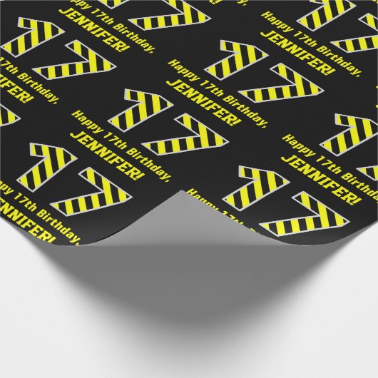 Zwart & Geel Gestreept "17"; 17e Verjaardag + Naam Cadeaupapier (Hoek)