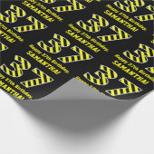 Zwart & Geel Gestreept "37"; 37e Verjaardag + Naam Cadeaupapier (Hoek)