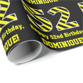 Zwart & Geel Gestreept "52"; 52e Verjaardag + Naam Cadeaupapier (Rol Hoek)