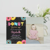 Zwart Geel Roze Groene Donut Verjaardag met foto Kaart (Staand voorkant)