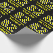 Zwart & geel Striped "82"; 82e verjaardag + naam Cadeaupapier (Hoek)
