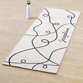 Zwart geometrisch luspatroon en naam yogamat
