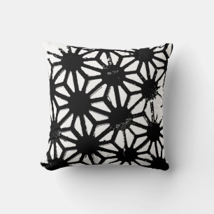 Zwart geometrisch patroon kussen