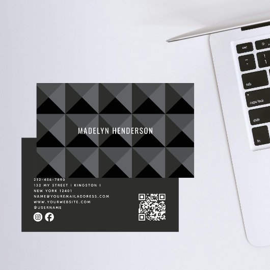 Zwart Geometrische Modern Bold Abstracte QR-code Visitekaartje