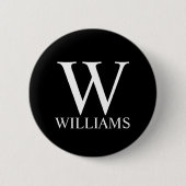 Zwart gepersonaliseerd monogram en naam ronde button 5,7 cm (Voorkant)