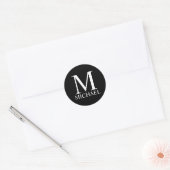 Zwart gepersonaliseerd monogram en naam ronde sticker (Envelop)
