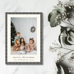 zwart geruite verticale foto kerst feestdagenkaart<br><div class="desc">zwart gingham plaid aangepaste foto kerst verticale vakantie Kaart</div>