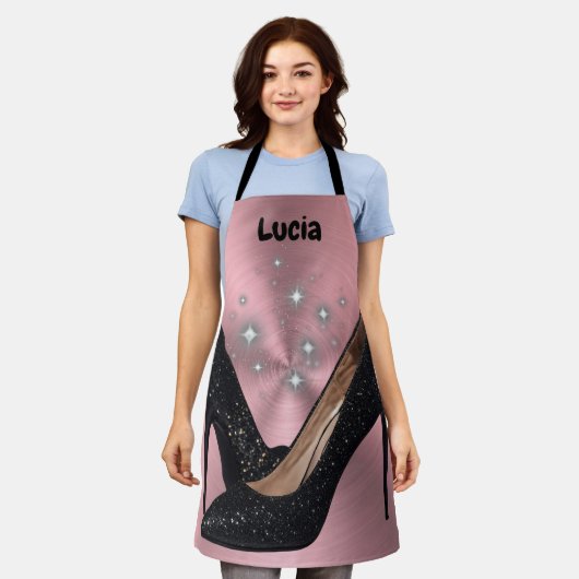 Zwart Glitter High Heel Schoen op Roze | Schort (Gedragen)