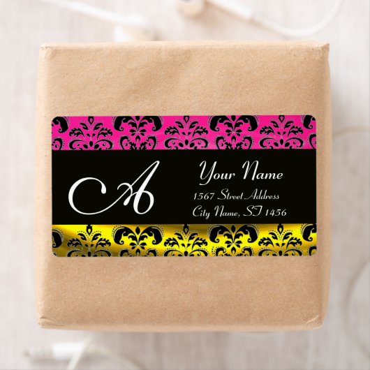 ZWART GOLD DAMASK, PINK FUCHSIA AMETHYST MONOGRAM ETIKET (Insitu)