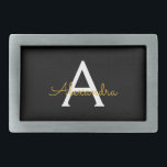Zwart Gold Modern Script Girly Monogram Naam Gesp<br><div class="desc">Zwart en gouden Eenvoudige scriptmonogram Naam Belt Buckle. Dit maakt het perfecte afstuderen,  zoete 16 16,  18,  21,  30,  40,  50,  60,  70,  80,  90,  100 jaar,  bruiloft,  vrijgezellenfeest,  verjaardagsfeest,  baby shower of bachelorette cadeau voor iemand die van glam luxe en stijlvolle stijl houdt.</div>