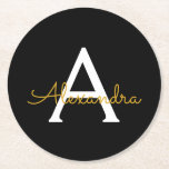 Zwart Gold Modern Script Girly Monogram Naam Ronde Kartonnen Onderzetter<br><div class="desc">Zwart en goudvormig zwart-witmonogram met naam papieren Onderzetters. Dit maakt het perfecte afstuderen,  de verjaardag,  de bruiloft,  het vrijgezellenfeest,  de verjaardag,  het baby shower of het bachelorette feest cadeau voor iemand die van glam luxe en chic stijlen houdt.</div>