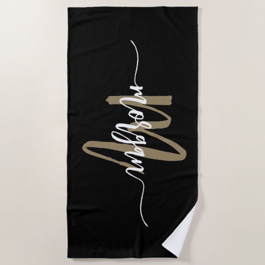 Zwart Gold Modern Script Girly Monogram Naam Strandlaken (Voorkant)