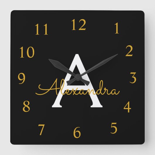 Zwart Gold Script Monogram Girly Name Vierkante Klok (Voorkant)