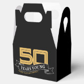Zwart & Goud 50 Jaar Jong Banner 50ste Verjaardag Bedankdoosjes (Geopend)
