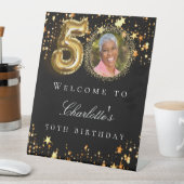 Zwart goud 50ste foto verjaardagsfeestje welkom reclamebord met voetstuk (Insitu)