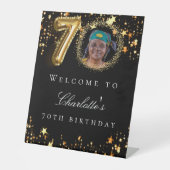 Zwart goud 70e foto verjaardagsfeestje welkom reclamebord met voetstuk (Voorkant)