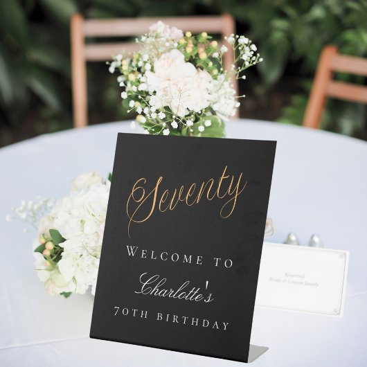 Zwart goud 70ste verjaardagsfeest welkom reclamebord met voetstuk