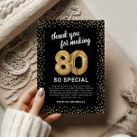 Zwart Goud 80ste Verjaardag voor Volwassenen Bedankkaart<br><div class="desc">Elegant tachtigste verjaardagsfeest bedankkaarten met een stijlvolle zwarte achtergrond die in elke kleur kan worden veranderd,  gouden sprankelende glitter,  tachtig gouden helliumballonnen en een moderne dank u-sjabloon die gemakkelijk te personaliseren is.</div>