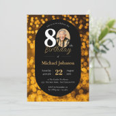 Zwart Goud Bokeh Foto 80e Verjaardag Uitnodiging (Staand voorkant)