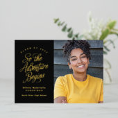 Zwart Goud "Dus het avontuur begint" Afstuderen Folie Uitnodiging (Staand Voorkant)