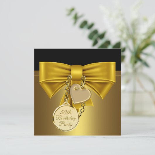 Zwart Goud Hart Boog Vrouwen 50ste Verjaardagsfees Kaart (Staand voorkant)