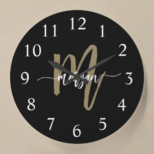 Zwart Goud Modern Script Monogram Naam Grote Klok