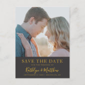 Zwart Goud Moderne Typografie Eenvoudige foto brui Aankondigingskaart (Voorkant)