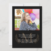 Zwart Goud Monogram Girly Script Foto Afstuderen Aankondiging (Achterkant)