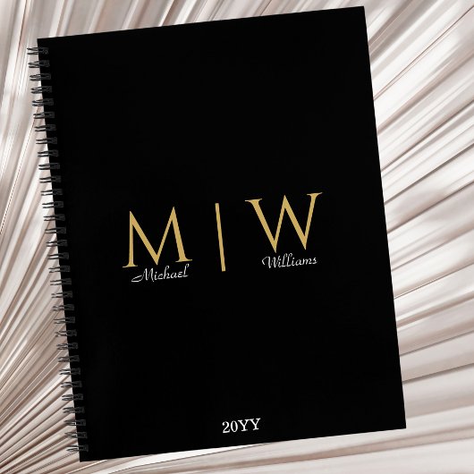 Zwart Goud Monogram Initialen Modern Professional Notitieboek