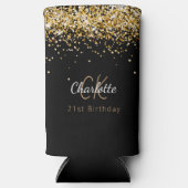 Zwart goud monogram naam verjaardag seltzer blikjeskoeler (Voorkant)