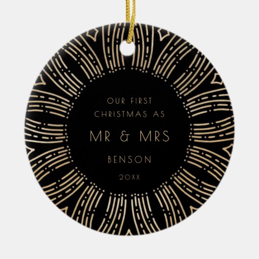 Zwart & Goud Sunburst Art Deco Onze eerste kerst Keramisch Ornament (Voorkant)