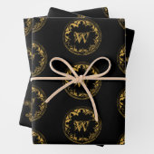 Zwart & goudbijtend  monogram inpakpapier vel (In situ)