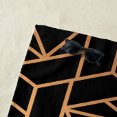 Zwart-gouden elegant patroon strandlaken (In situ)