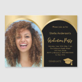 Zwart gouden fotoboog afstuderen 2025 magnetische uitnodiging (Voorkant)