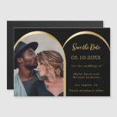Zwart gouden fotoboog bruiloft Save the Date kaart Magnetische Uitnodiging (Voorkant / Achterkant)