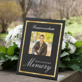 Zwart-gouden gedenkteken delen een herinnering reclamebord met voetstuk