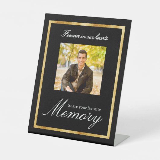 Zwart-gouden gedenkteken delen een herinnering reclamebord met voetstuk (Voorkant)