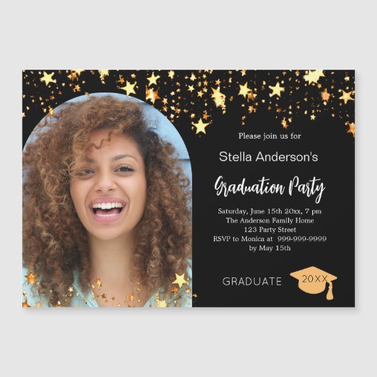 Zwart gouden sterren foto boog afstudeerfeest magnetische uitnodiging (Voorkant)
