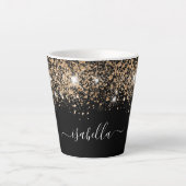Zwart goudglitterstofnaamglanzemelscript latte mok (Voorkant)