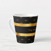Zwart goudkoppel monogram patroon elegant latte mok (Linkerhoek)