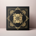 Zwart-goudkunstdeco Tegeltje<br><div class="desc">Versier de kantoor met dit Black and Gold Art Deco ontwerp. U kunt dit verder aanpassen door op de knop "PERSONALISEREN" te klikken. Wijzig de achtergrondkleur als je wilt. Voor verdere vragen kunt u contact met ons opnemen via ThePaperieGarden@gmail.com.</div>