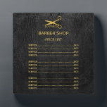 Zwart goudserviceblad voor Barbershop logo Fotoplaat<br><div class="desc">Luxe exclusieve prijslijst voor een kapperskapselaarwinkel in faux goud op een zwarte lederen achtergrond.            U kunt de gouden schaar logo met uw vervangen.           gelieve te merken op dat de lederblik PRINTED is.</div>